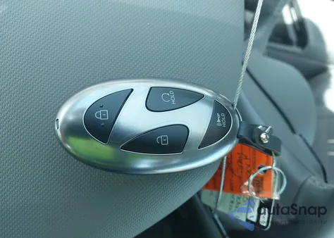 2025 Hyundai Elantra Sel Sport z USA, uszkodzony, nr VIN KMHLM4DG2SU021004